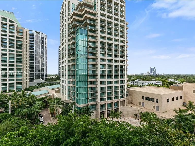 2669 S Bayshore Dr #704N — Photo 36