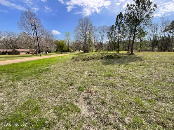 0 Quail Hollow Dr, Clinton, MS 39056