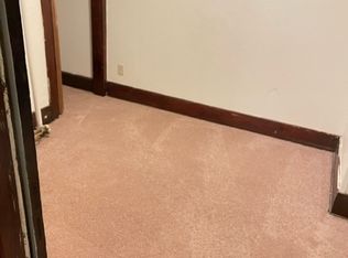 402 Wisconsin Ave #5, Waukesha, WI 53186