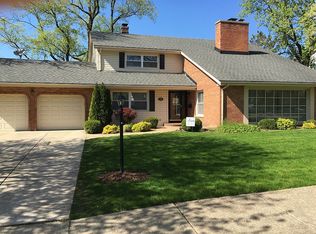 500 50th Pl, Western Springs, IL 60558