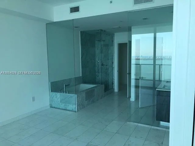 1 bed, 2.5 bath, $5,500 — Photo 2