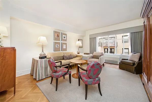 1st image of 150 Central Park S #709