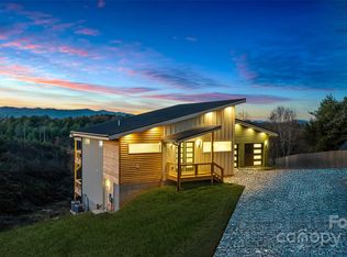 12 Giovannas Way, Leicester, NC 28748