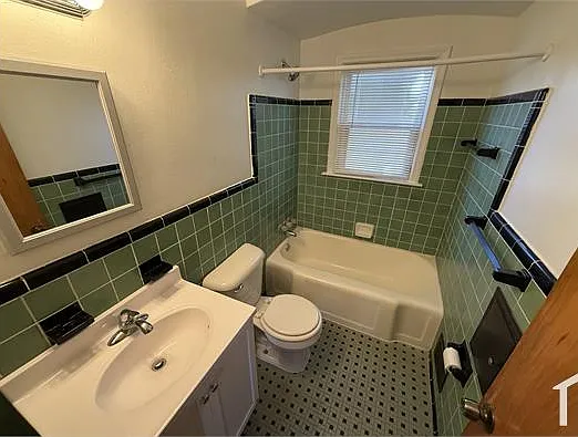 750 Sherbourne St — Photo 3