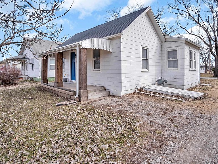 Listing photo 4