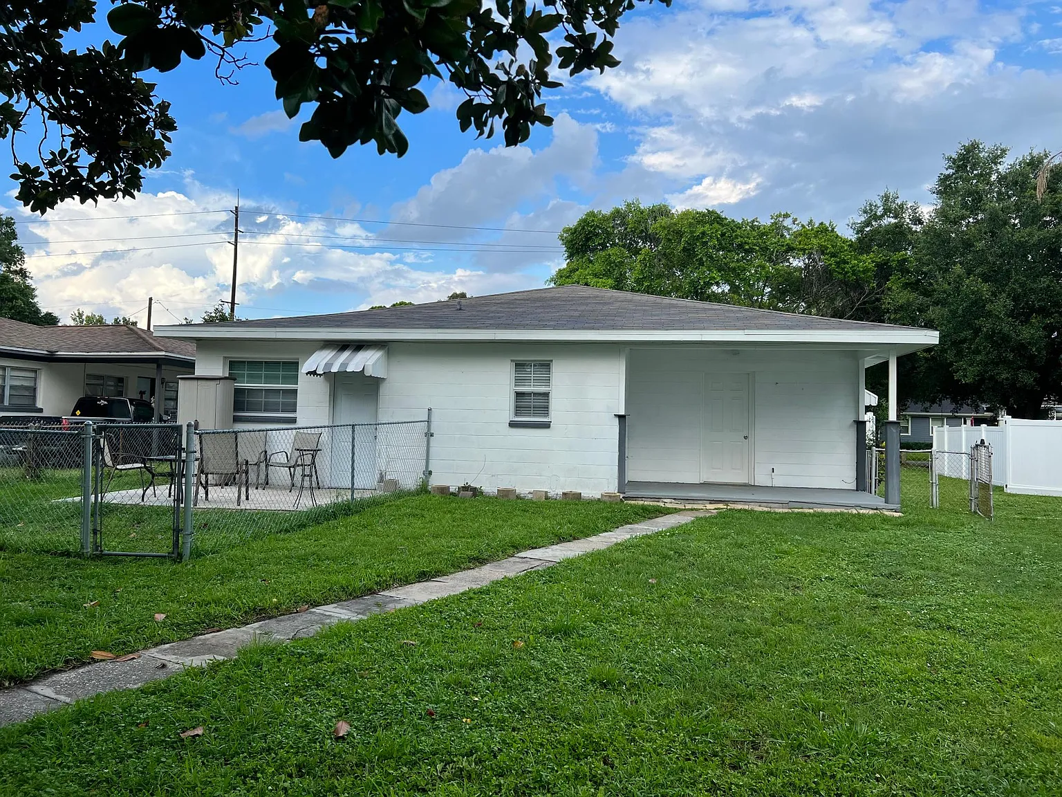 3 bed, 1350 sqft, $2,950 — Photo 3