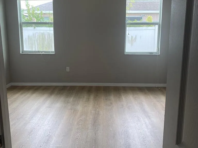 3008 Madelia Ln — Photo 7