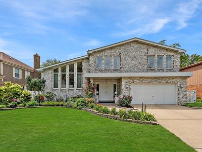 904 Pfingsten Rd, Glenview, IL, 60025