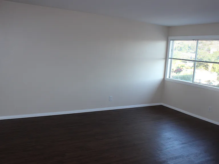 701 E 7th Ave #4 — Photo 12