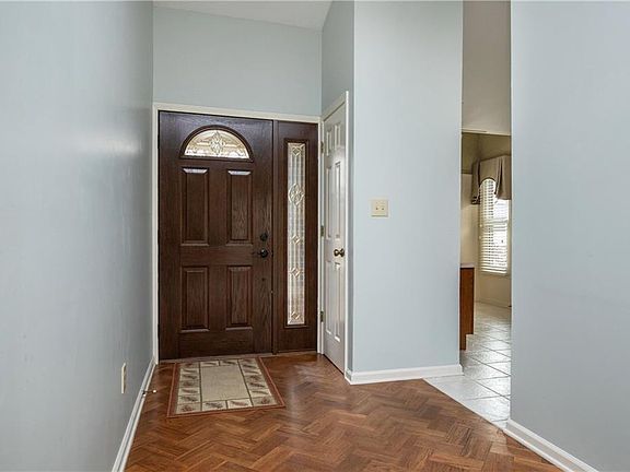 5th image of 7868 Chesapeake Dr E