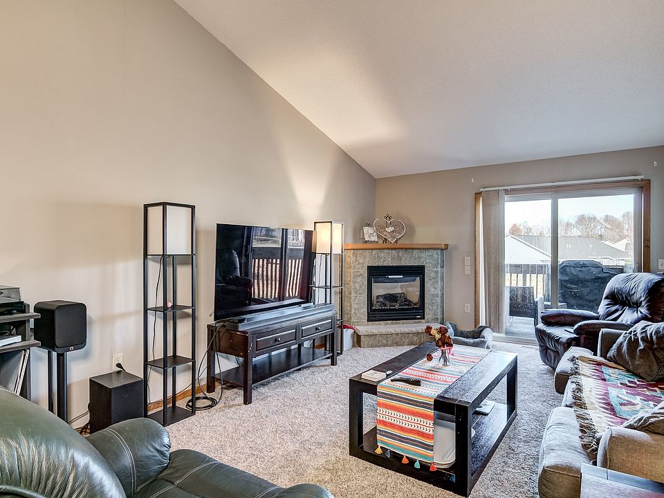 1st image of 1909 Southridge Ave Unit 2