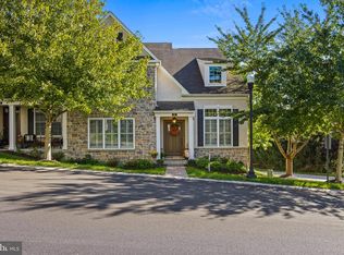 408 Ravenscliff Dr, Media, PA 19063