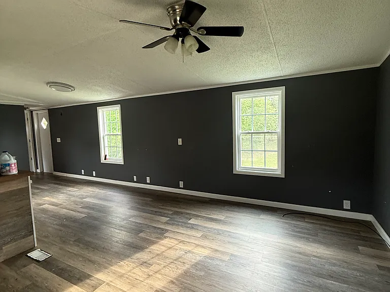 120 Carmel Ln — Photo 4