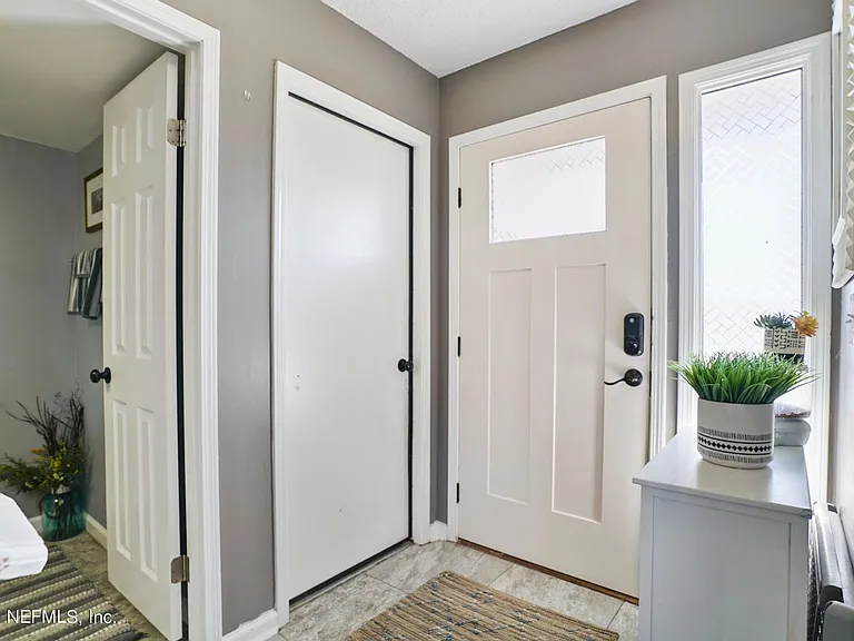8434 Allwine Ct — Photo 6