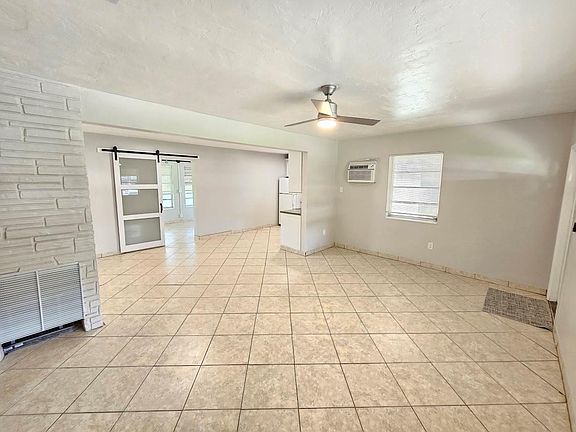 4th image of 6788 SW 27th Court