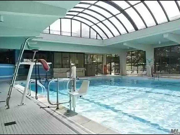 3rd image of 2 Bay Club Dr APT 2O