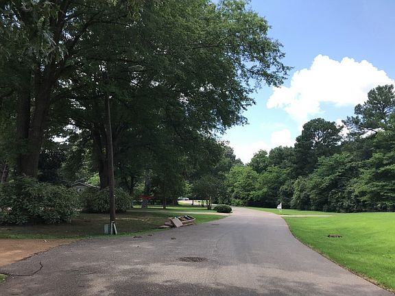 5th image of 249 Ailene Dr