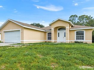 4104 10th St SW, Lehigh Acres, FL 33976