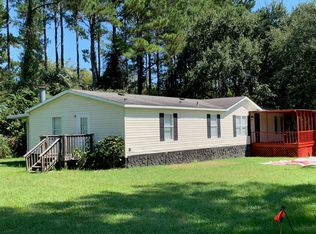 105 Sherman Oaks Dr, Sylvester, GA 31791