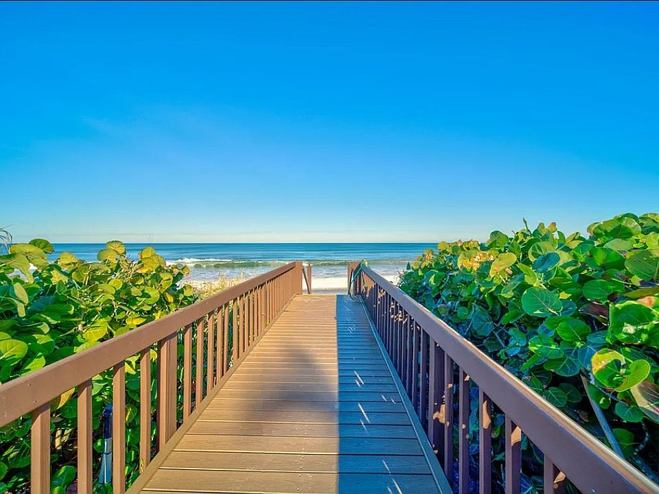 Private Beach entry