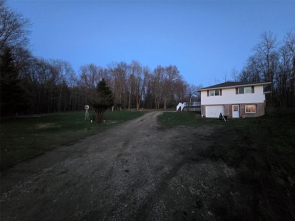 3rd image of 17510 State Highway 8