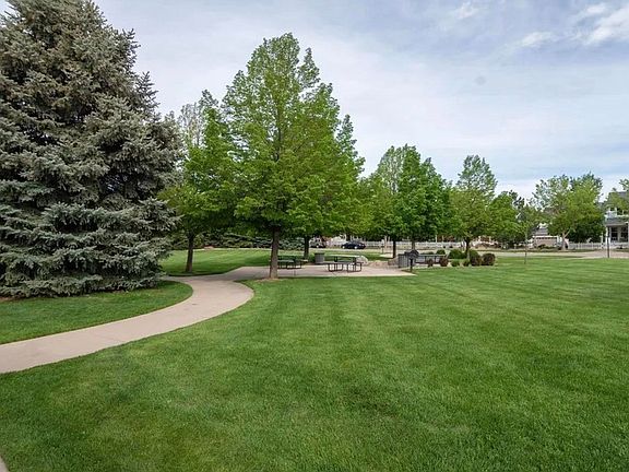 3rd image of 4045 Temple Gulch Cir