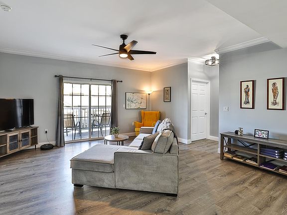 5th image of 6 Monarch Trace Ct APT 206