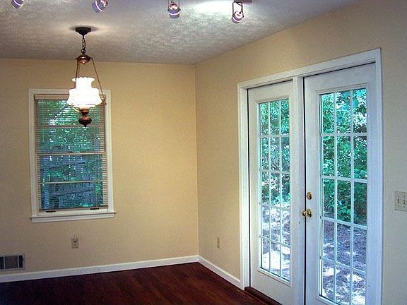 5th image of 638 Suholden Cir