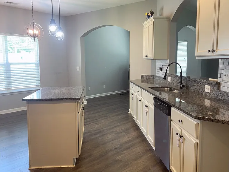 125 Scarlet Oak — Photo 3