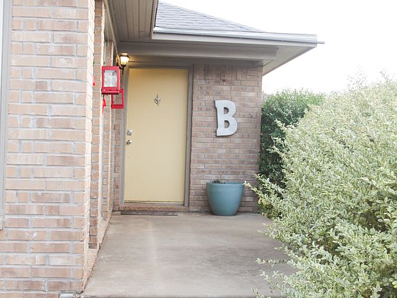 2nd image of 400 County Road 173
