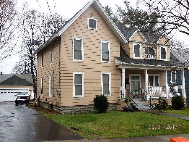 1st image of 28 Van Buren St