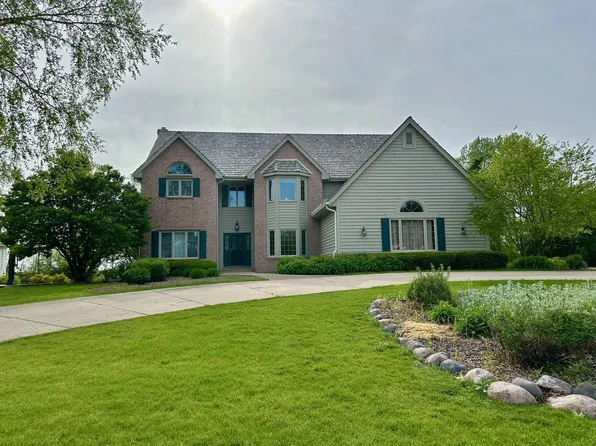 4665 Hastings DRIVE, Brookfield, WI 53045