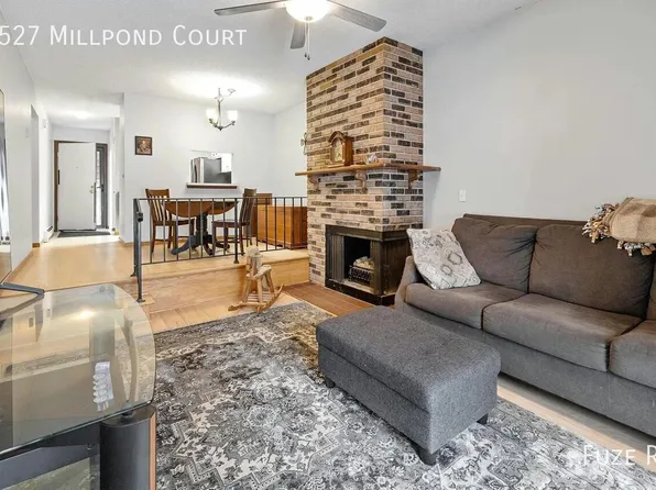 1527 Millpond Ct, Chaska, MN 55318