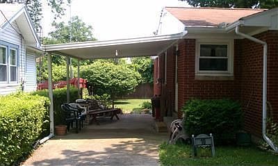 3rd image of 10 Meadowview Ave