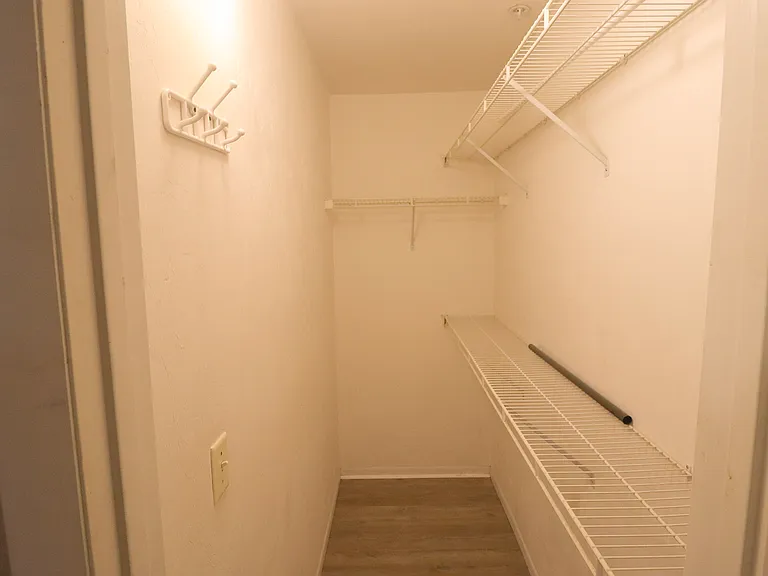 4000 SW 23rd St #5-307 — Photo 22