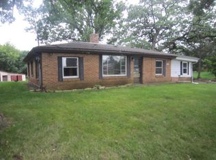 33815 Yahnke Rd, Burlington, WI 53105