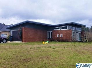 4241 Blake Dr, Southside, AL 35907