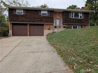 857 Lea Castle Pl, Miamisburg, OH 45342