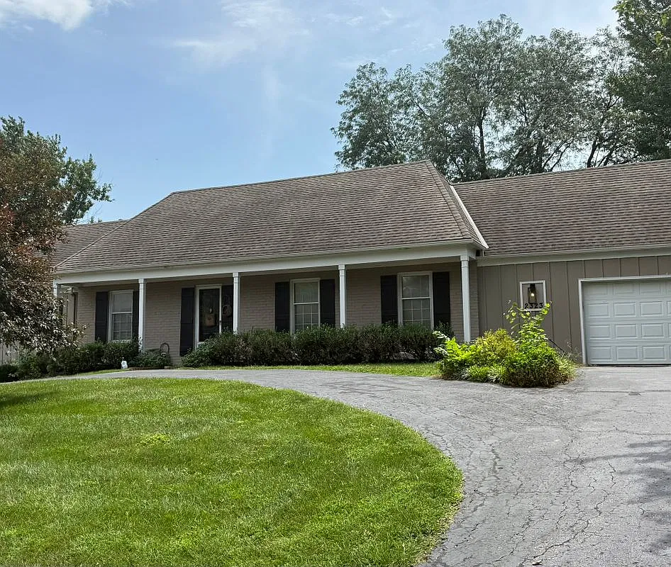 2 bed, 1.5 bath, 815 sqft, $3,400 — Photo 1