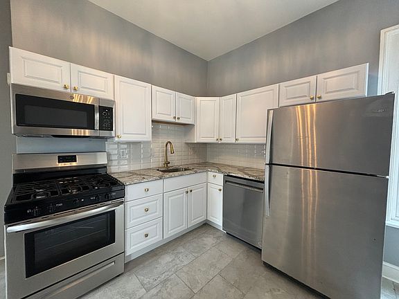 3rd image of 212 Norman St #2
