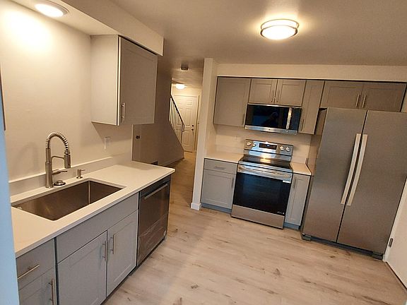 5th image of 4616 84th St NE #C