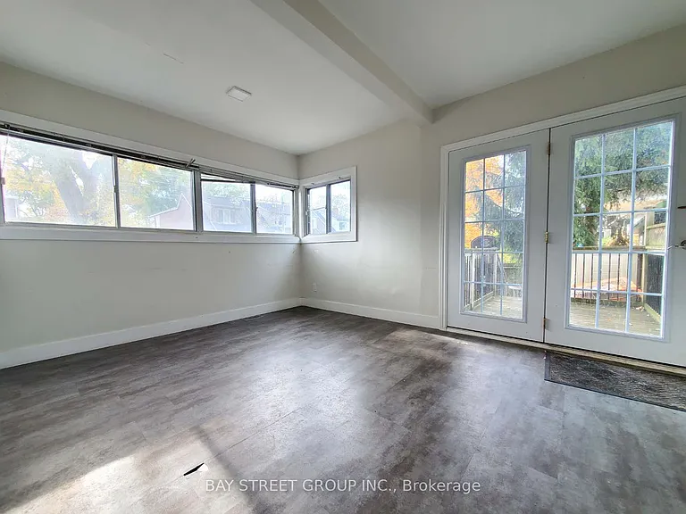 212 Monarch Park Ave — Photo 3