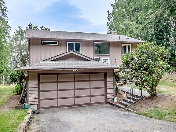 2nd image of 11921 152nd Pl SE