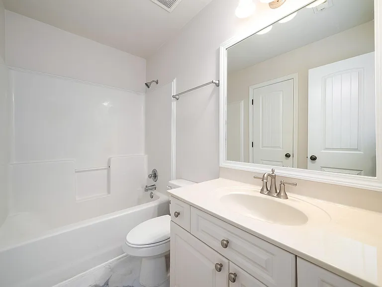 6062 Townley Ct — Photo 20
