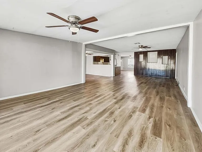 238 W Garfield Ave — Photo 5