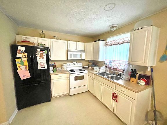 4th image of 106 Carver Dr
