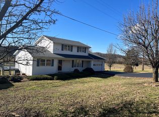3619 Glasgow Rd, Burkesville, KY 42717