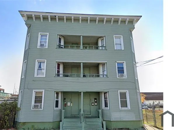 748 Maple St APT 3, Bridgeport, CT 06608