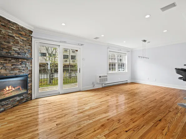 35 Woodway Road #A12, Stamford, CT 06907