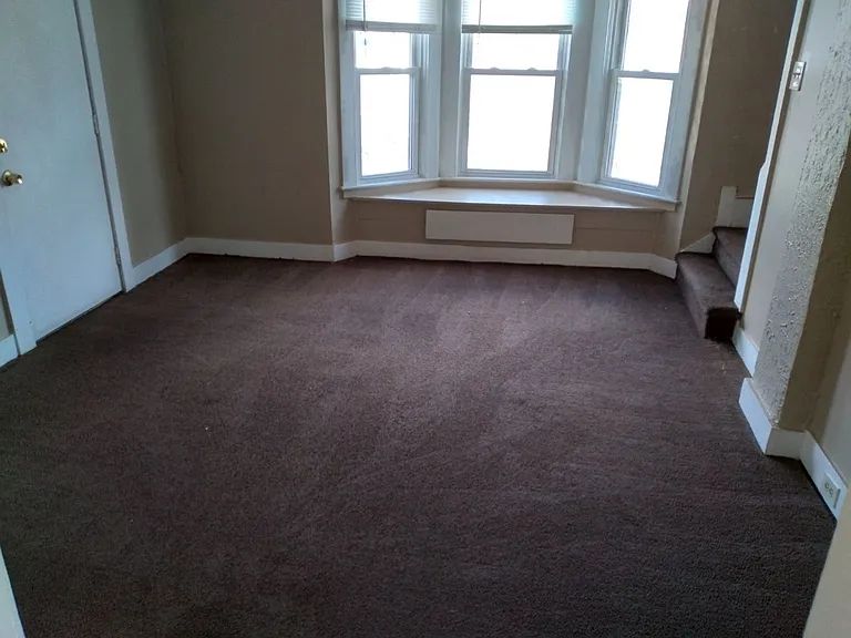 5627 Jefferson Ave — Photo 11